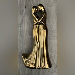 Man and Woman Hugging Figurine